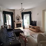 Melocoton Villa *
